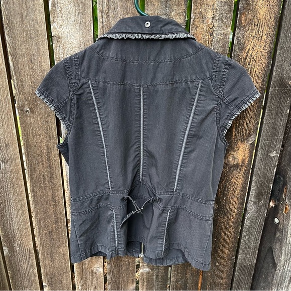 Dusol-ciel Charcoal Gray Zip Ruffle Edge Vest Sz 11/M - Picture 8 of 13